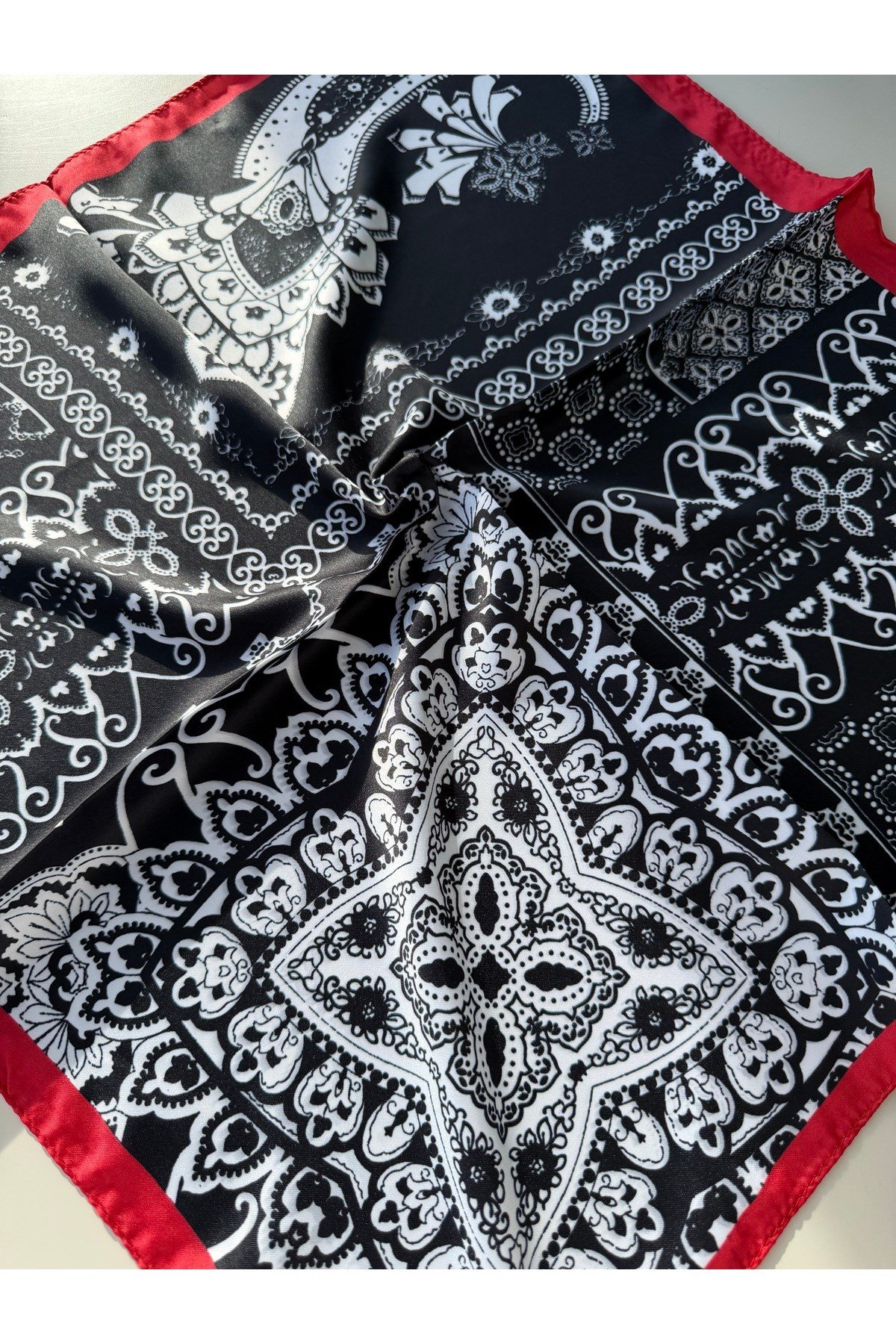 Desenli Fular Bandana 50x50 Kadın Giyim Aksesuar