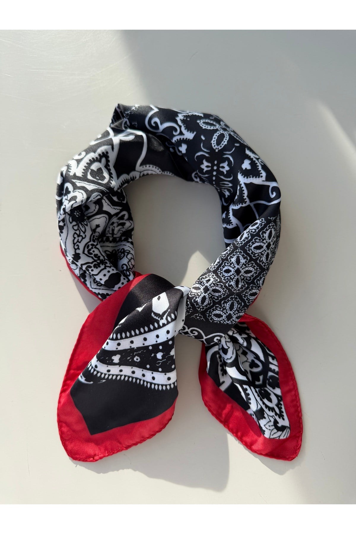 Desenli Fular Bandana 50x50 Kadın Giyim Aksesuar