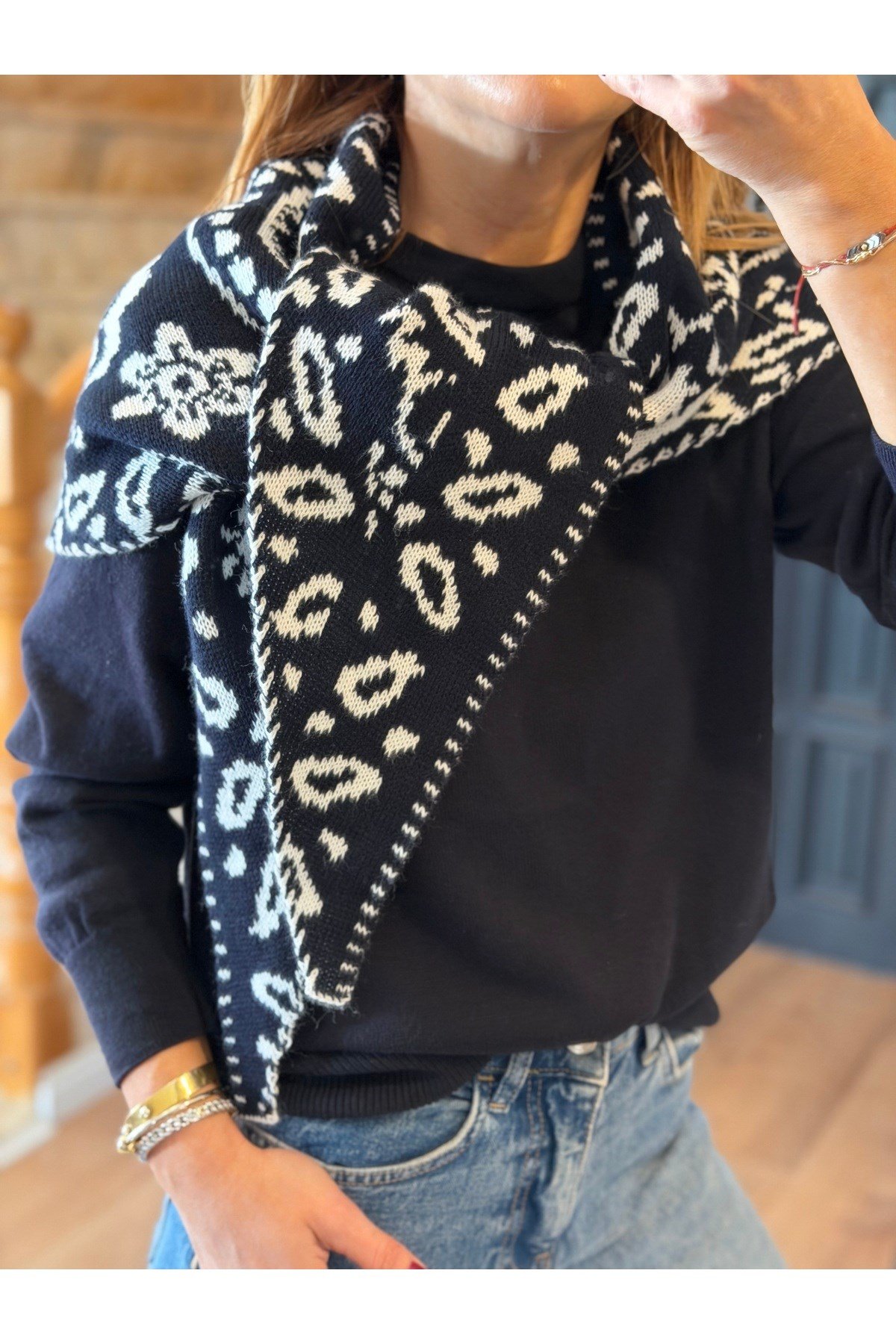 Desenli Üçgen Çift Taraflı Triko Şal Kadın Giyim Aksesuar