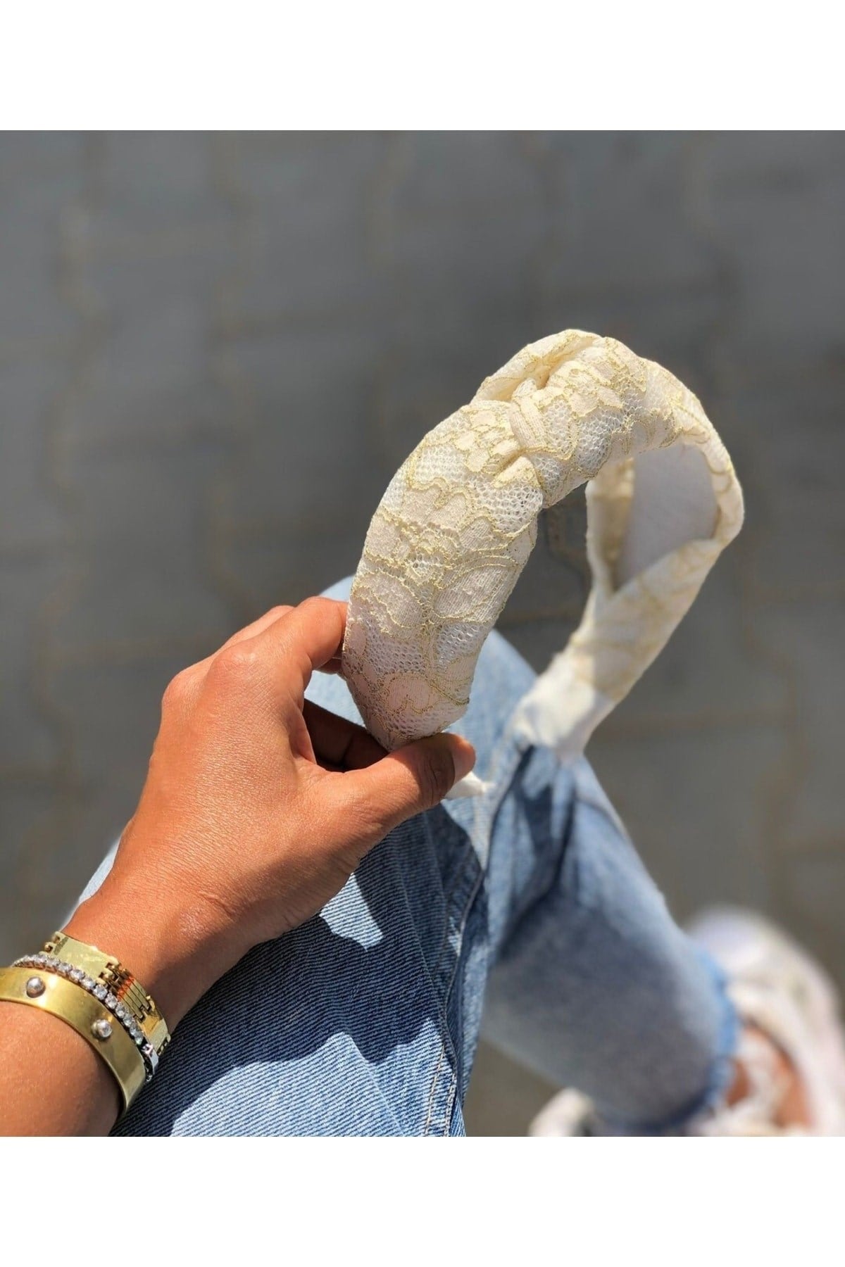 Güpür Dolgu Burgu Taç