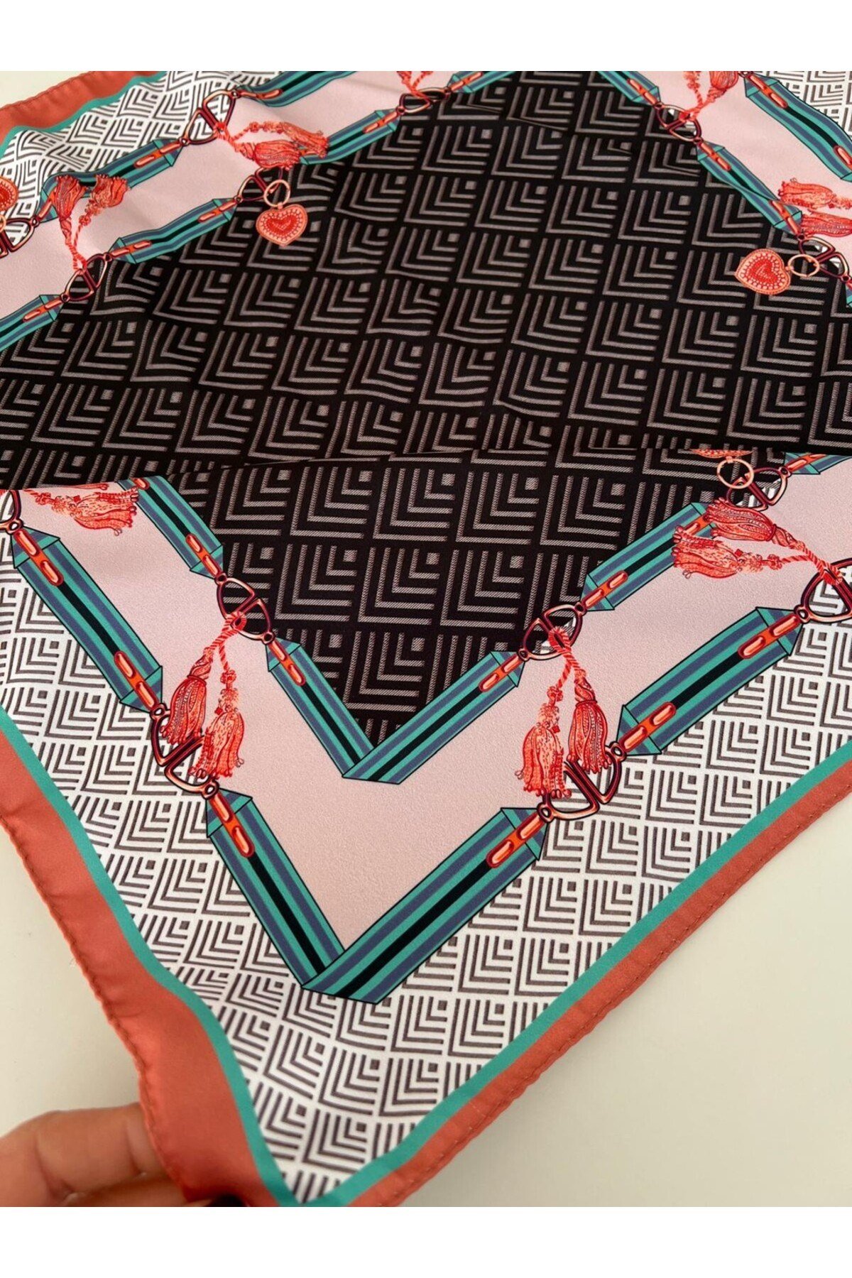 JUSTINE Fular Bandana