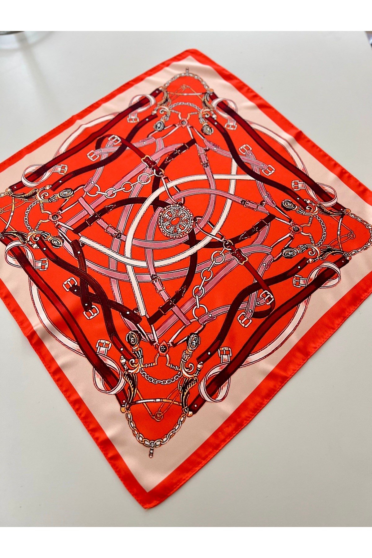 Kadın şal desenli renkli fular bandana