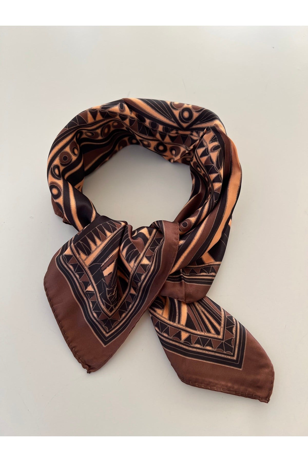 Kahve koyu bej Desenli Fular Bandana Kadın Giyim Aksesuar 50x50