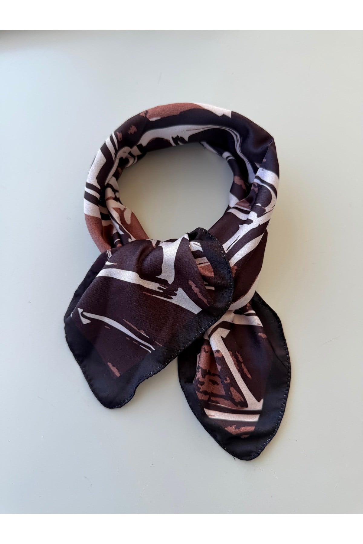 Kahverengi Desenli Fular Bandana Kadın Giyim Akaesuar