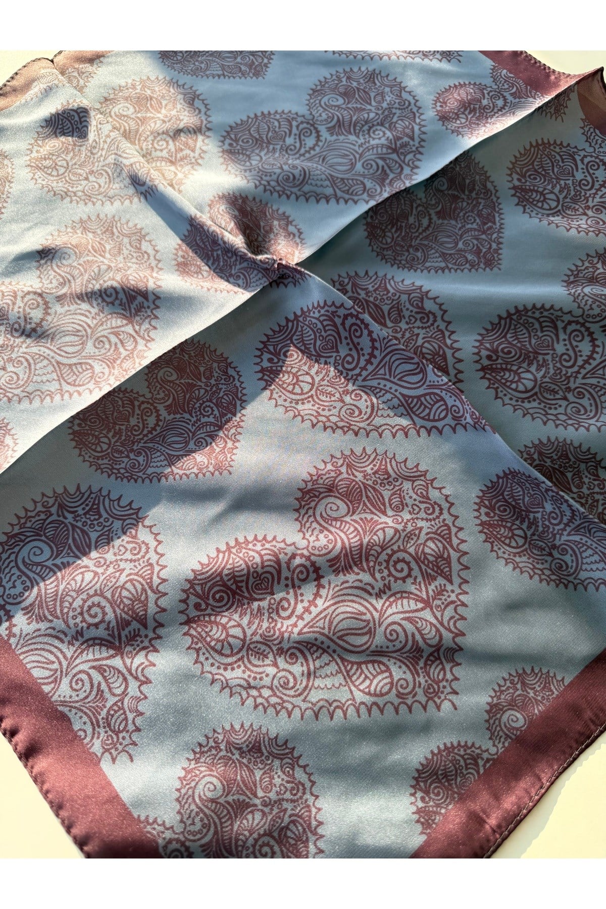 Kalp Desenli Kalpli Fular Bandana 50x50cm Kadın Giyim Aksesuar