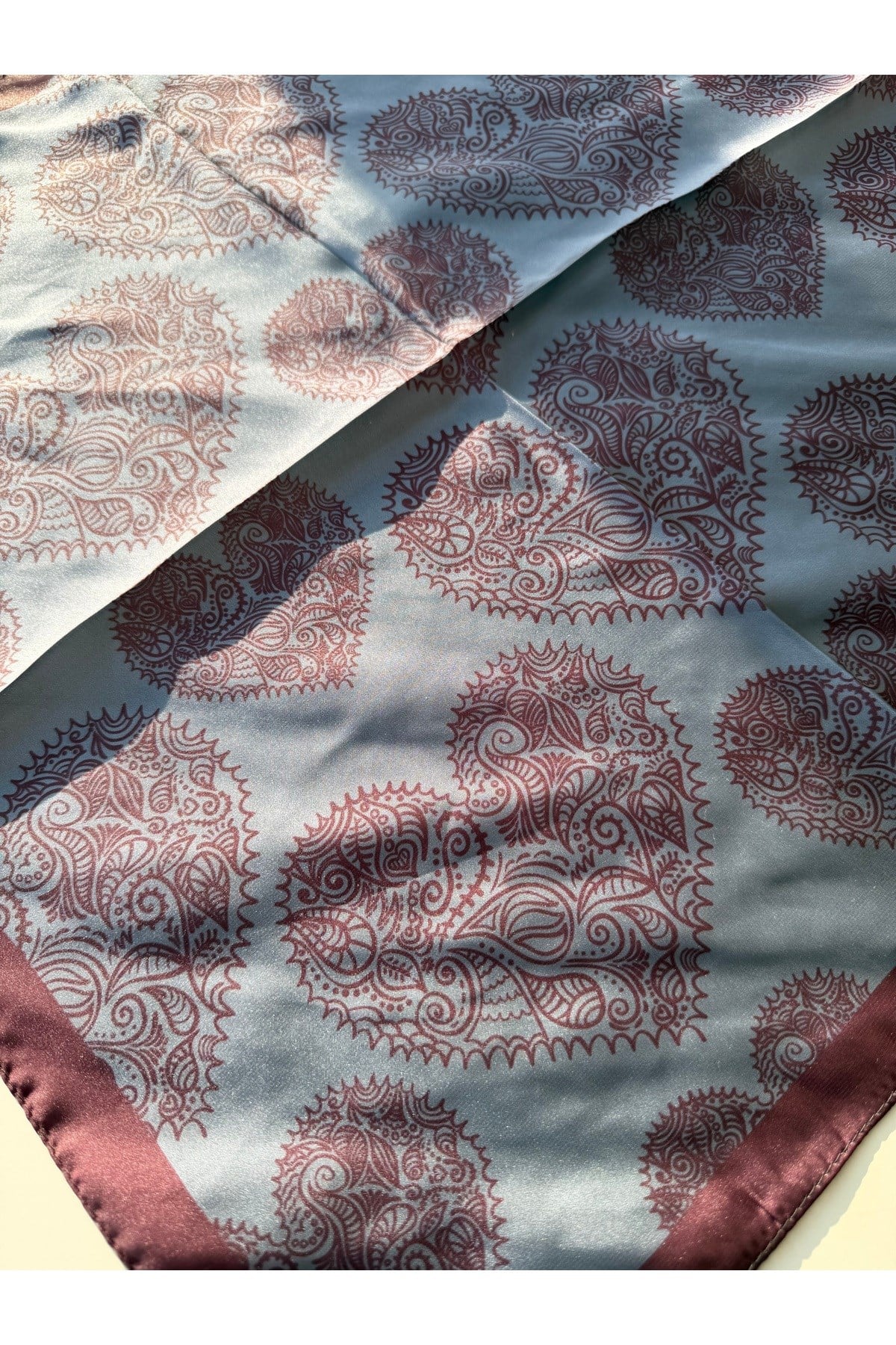 Kalp Desenli Kalpli Fular Bandana 50x50cm Kadın Giyim Aksesuar