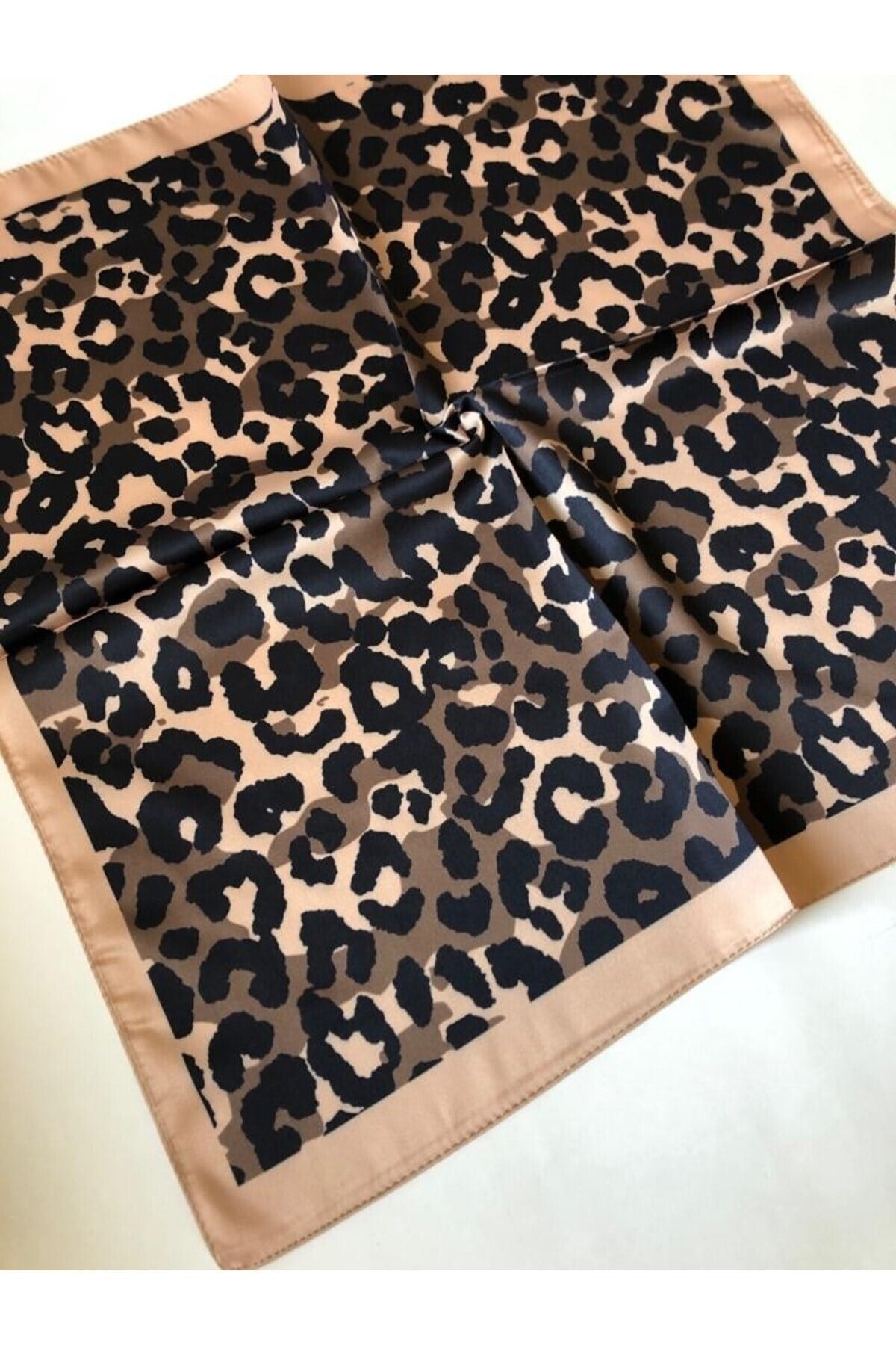 Kate Fular Bandana