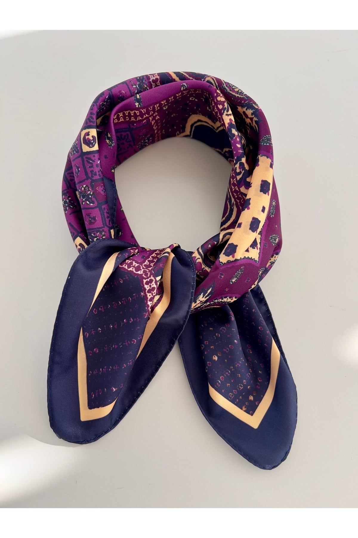 Lacivert Mor Desenli Fular Bandana Kadın Giyim Aksesuar
