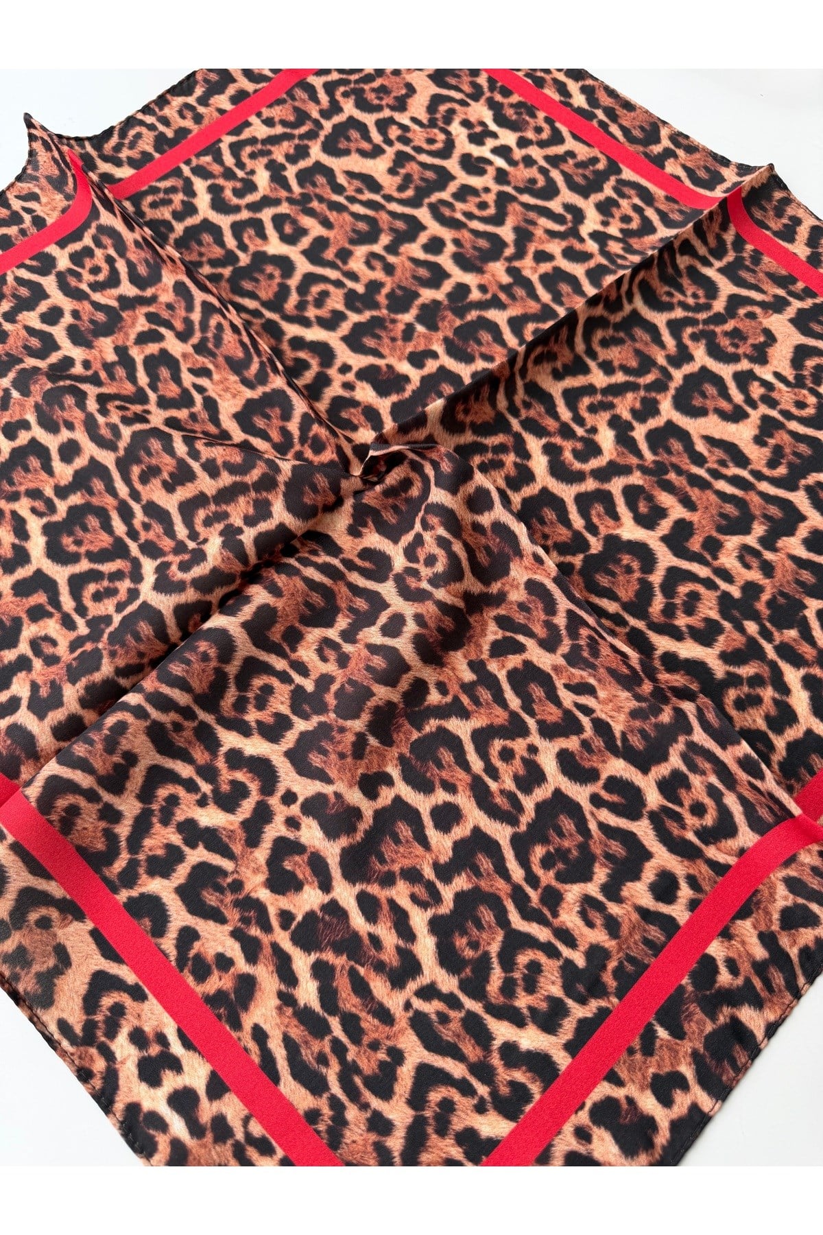 Leopar Desen Fular Bandana Kadın Giyim Aksesuar 50x50cm