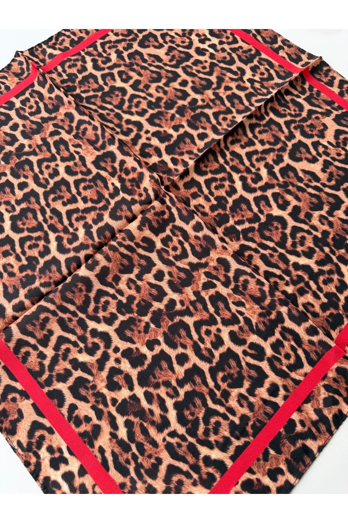 Leopar Desen Fular Bandana Kadın Giyim Aksesuar 50x50cm