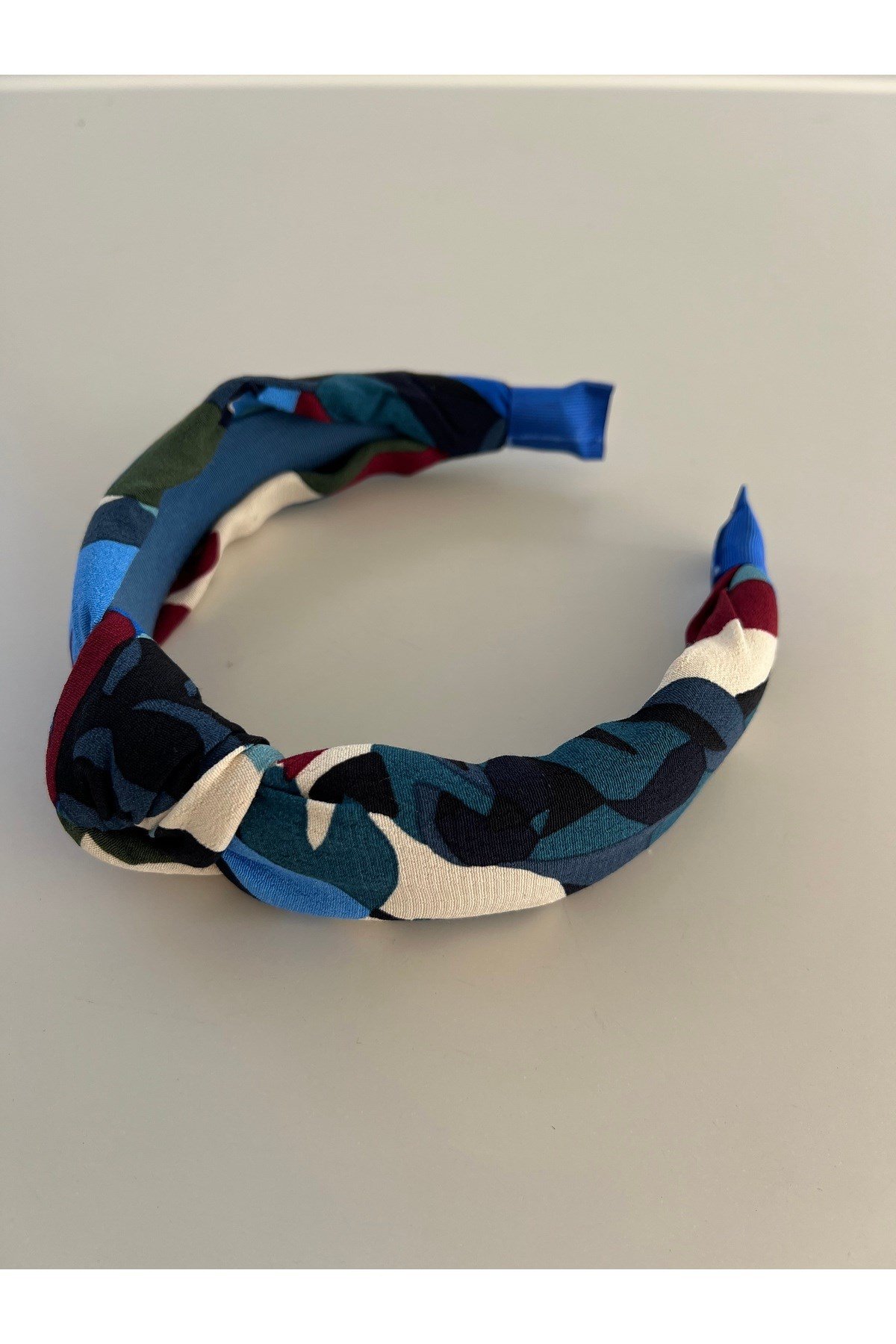 Mavi Desenli Düğümlü Taç Bandana kadın saç aksesuarı