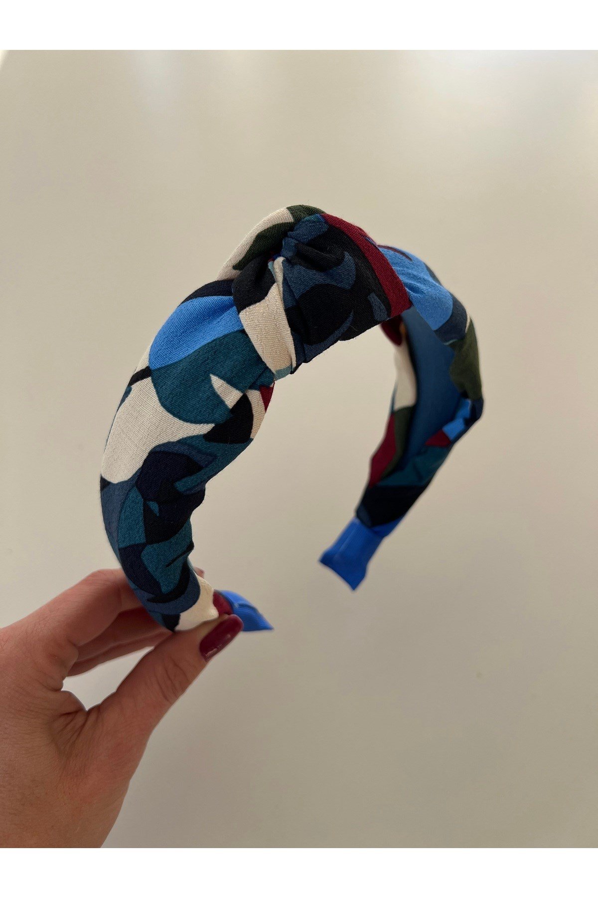 Mavi Desenli Düğümlü Taç Bandana kadın saç aksesuarı