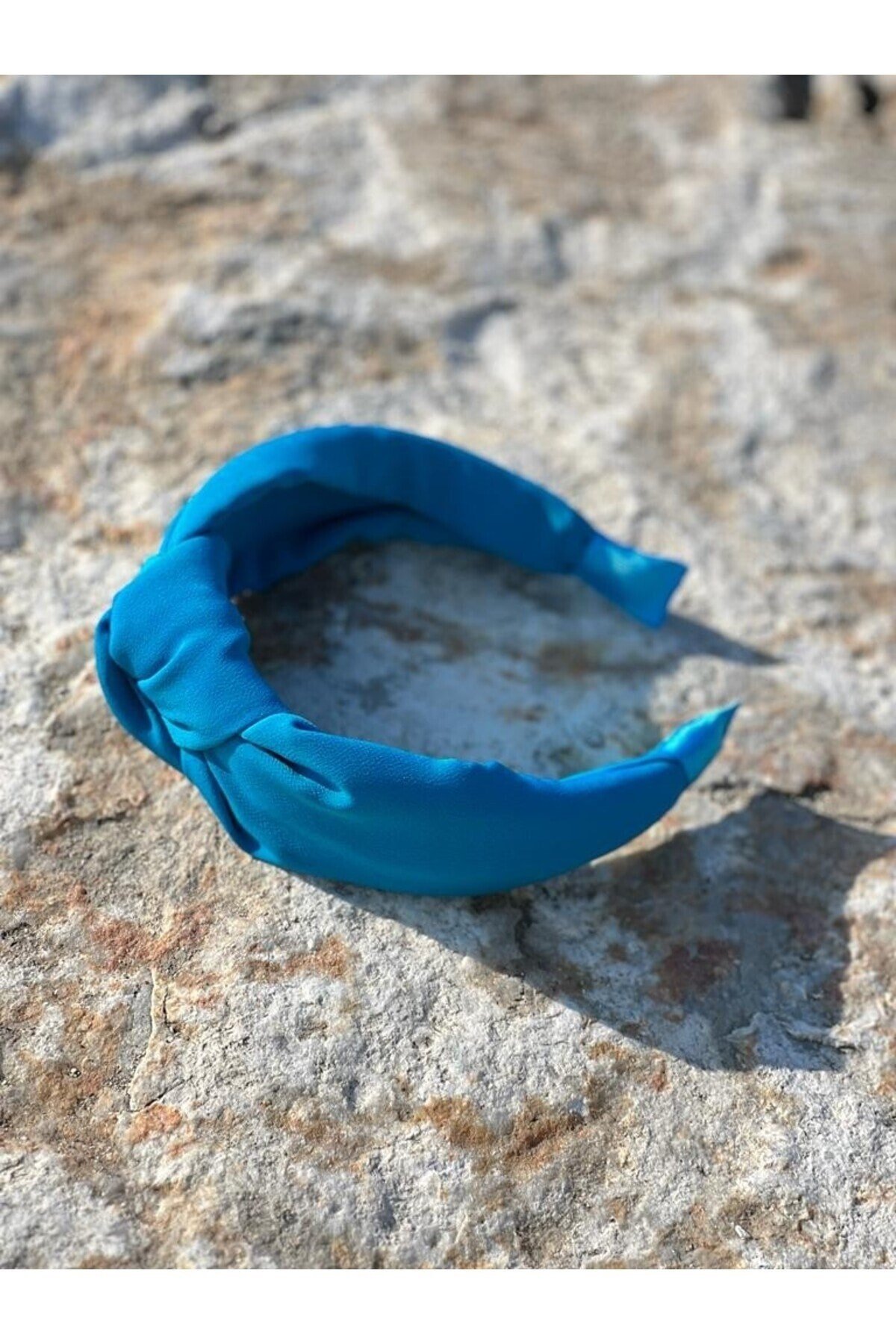 Mavi İpek Taç