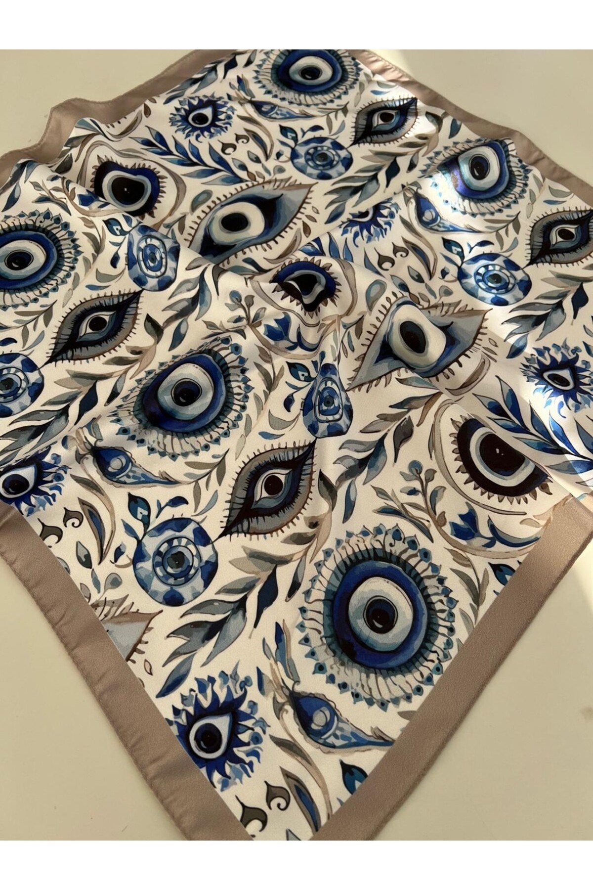 MOLY Fular Bandana