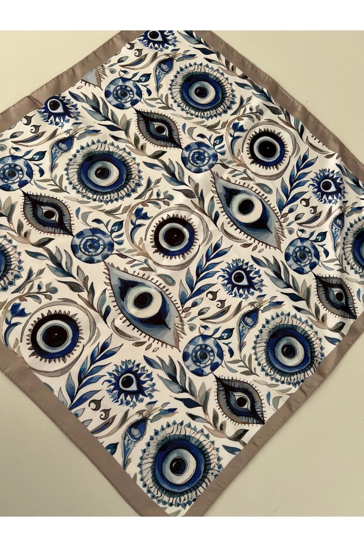 MOLY Fular Bandana