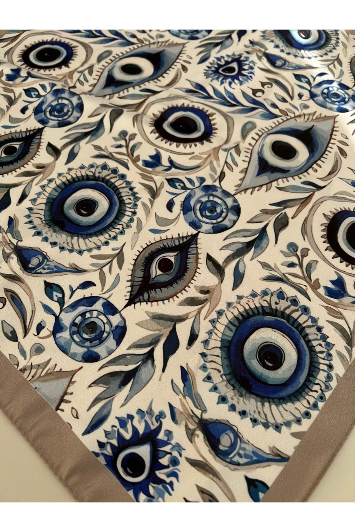 MOLY Fular Bandana