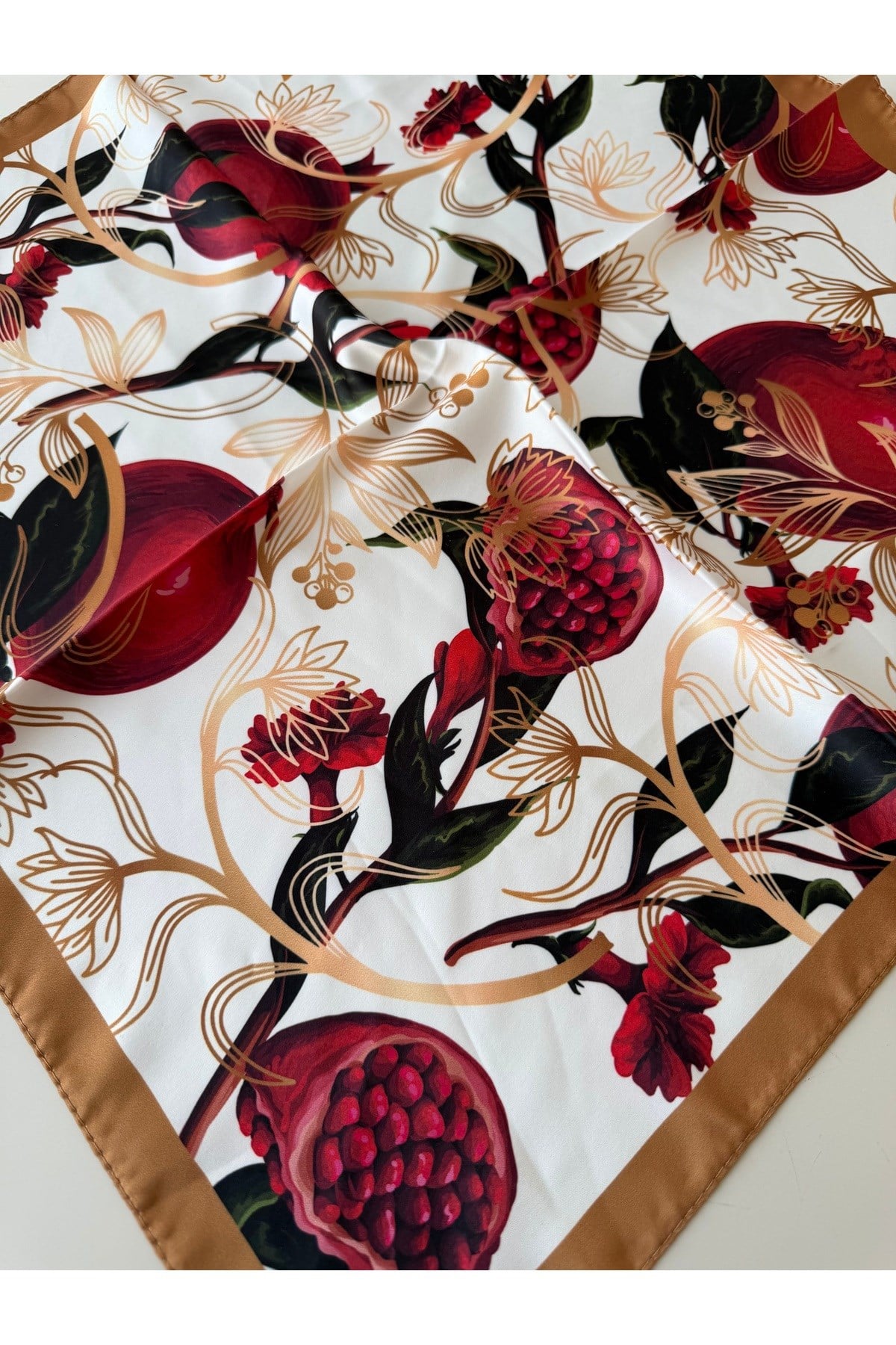 Nar Desenli Baskılı Fular Bandana 50x50cm Kadın Giyim Aksesuar