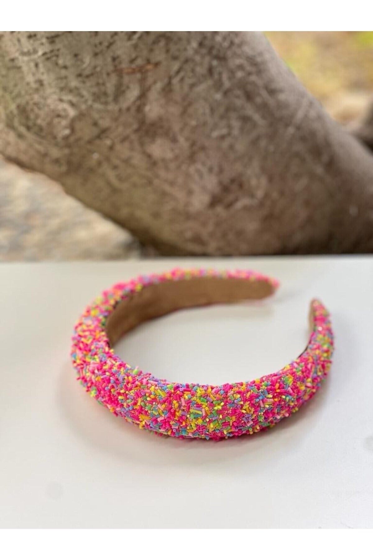 Pembe boncuk kaplama Taç