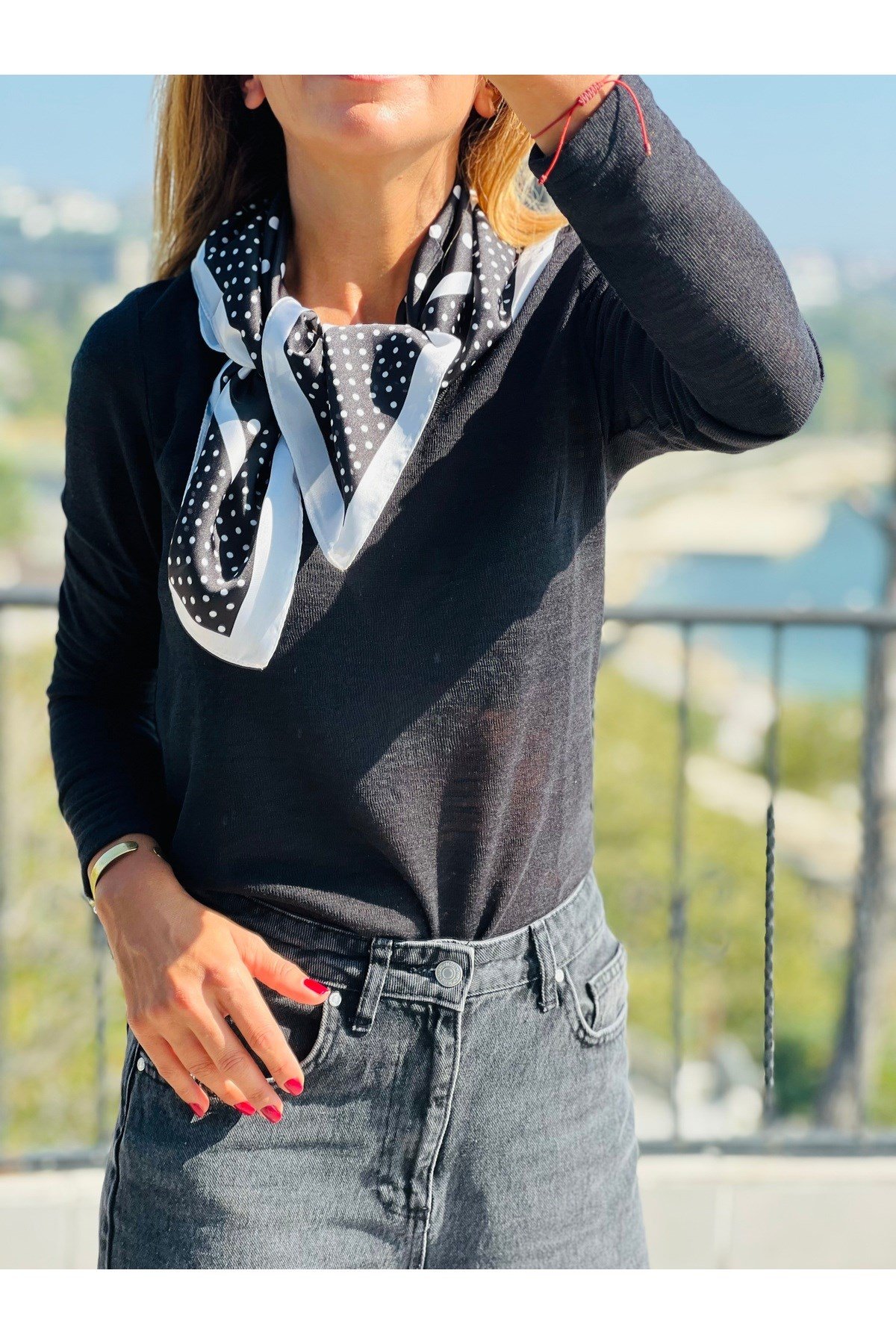 Siyah beyaz puantiye desen fular bandana
