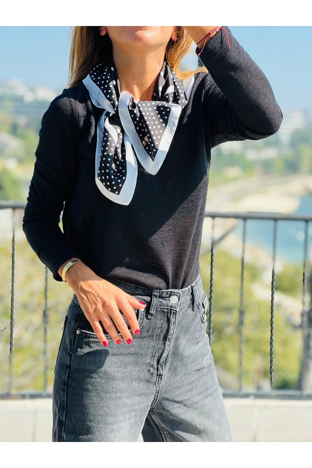 Siyah beyaz puantiye desen fular bandana