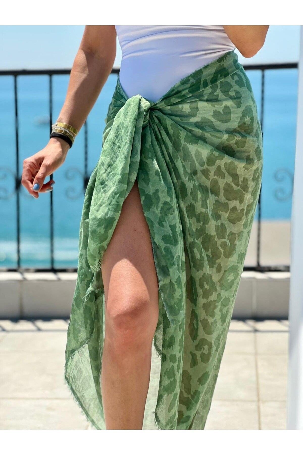 Sofıa Özel Desenli Pareo