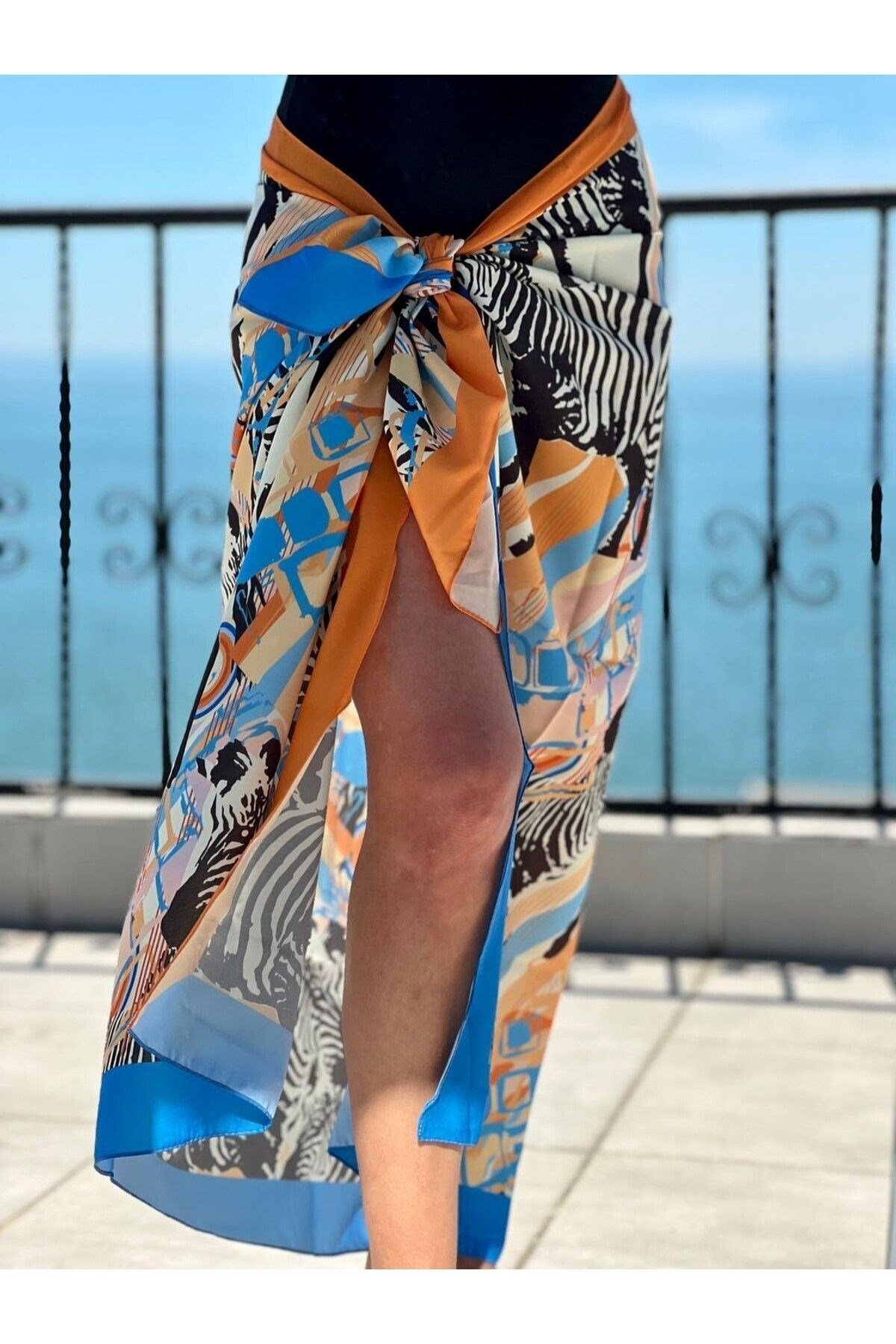 Sophıe Çok Renk Desenli Iç Göstermeyen Parlak Kumaş - 95*145 Cm Ölçüsünde Pareo