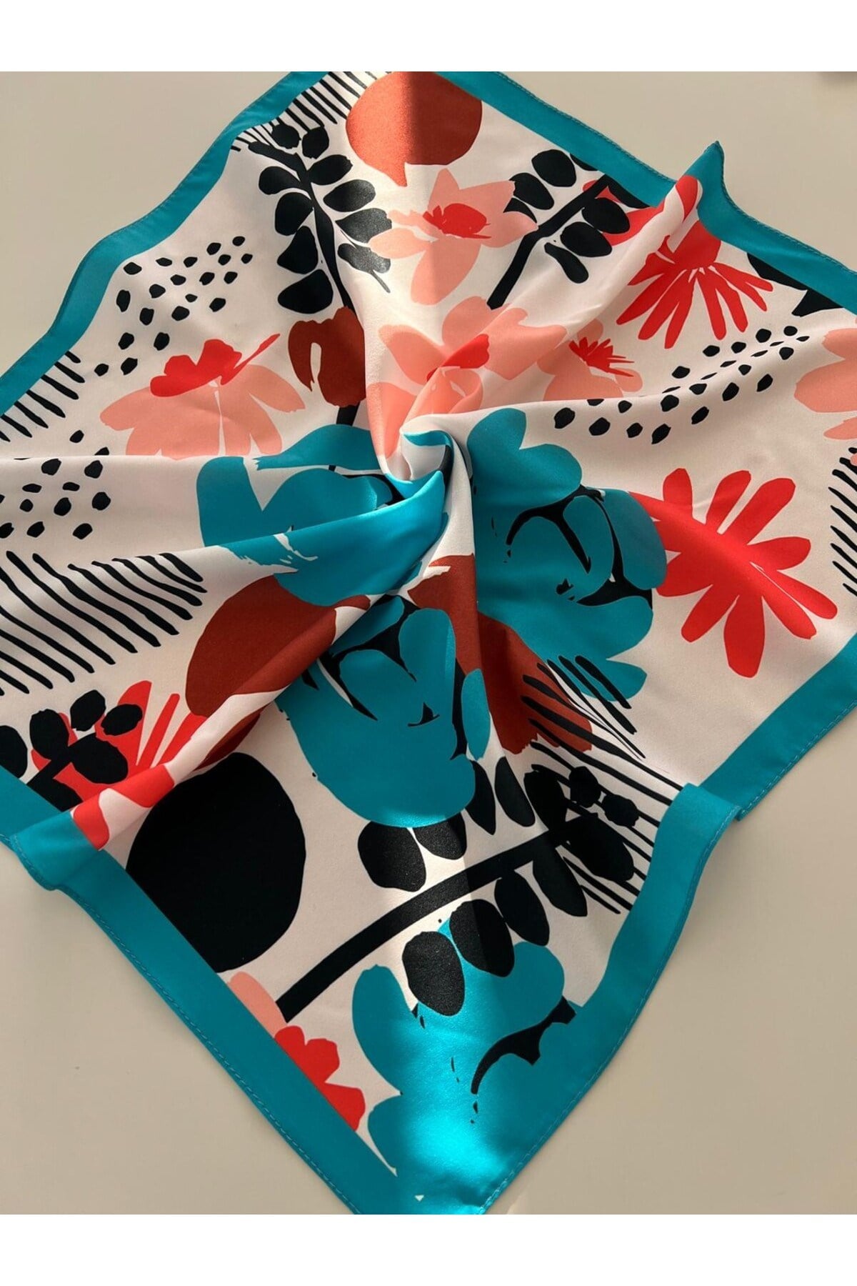 TERESSA Fular Bandana