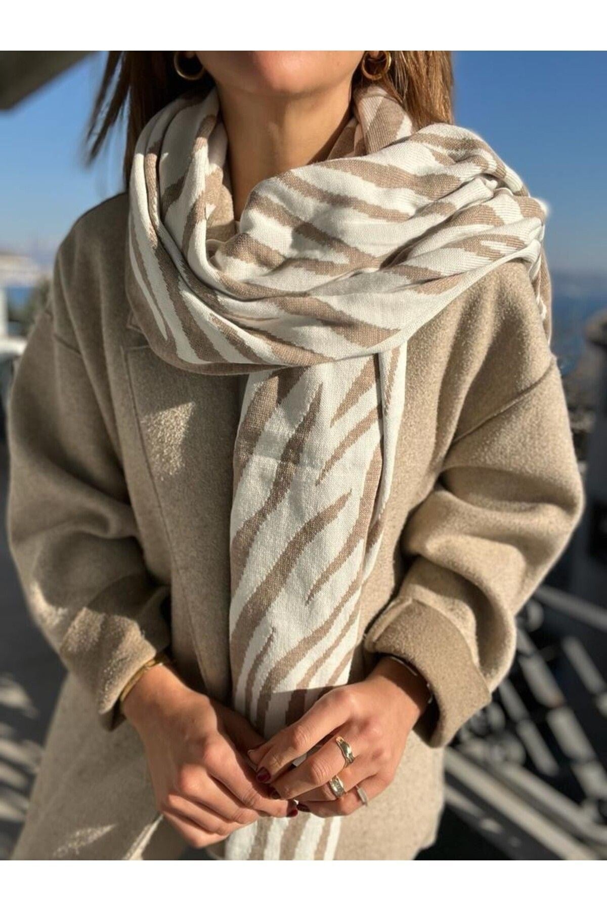 VICTORIA Şal