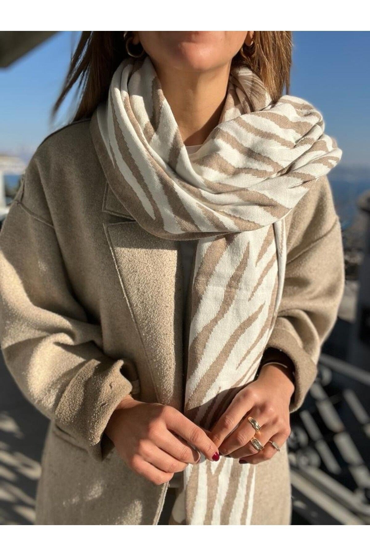 VICTORIA Şal