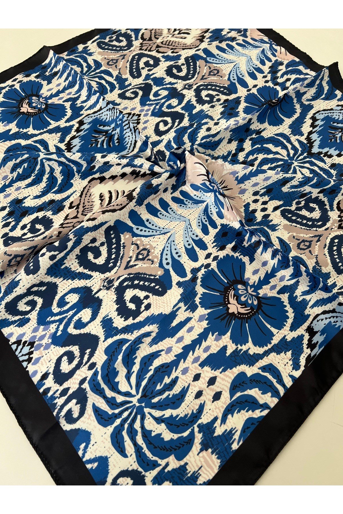 Whoknows mavi lacivert desenli fular bandana kadın giyim aksesuar
