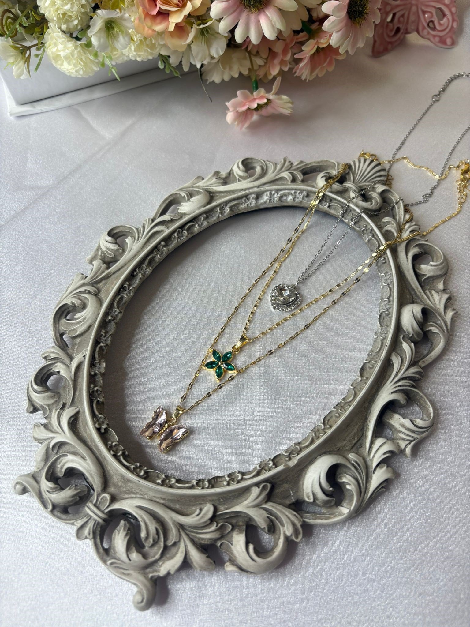 ÇELİK YONCA MODEL ZÜMRÜT KOLYE