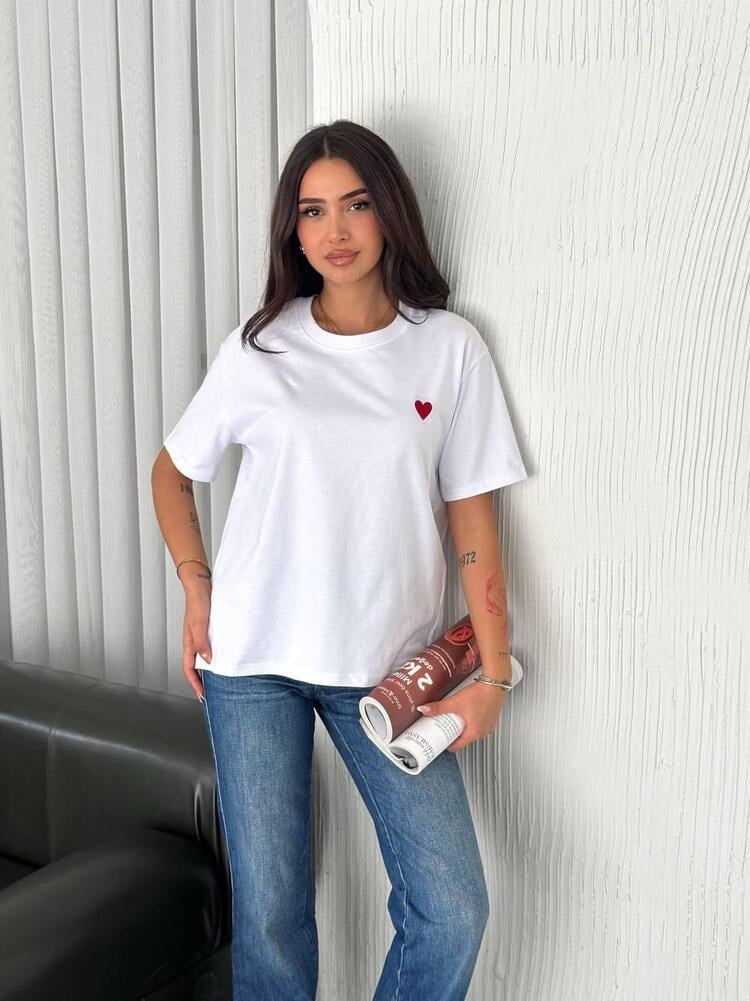 HEART MODEL TİŞÖRT