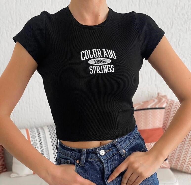 STREET FASHİON GİRL CROP TİŞÖRT