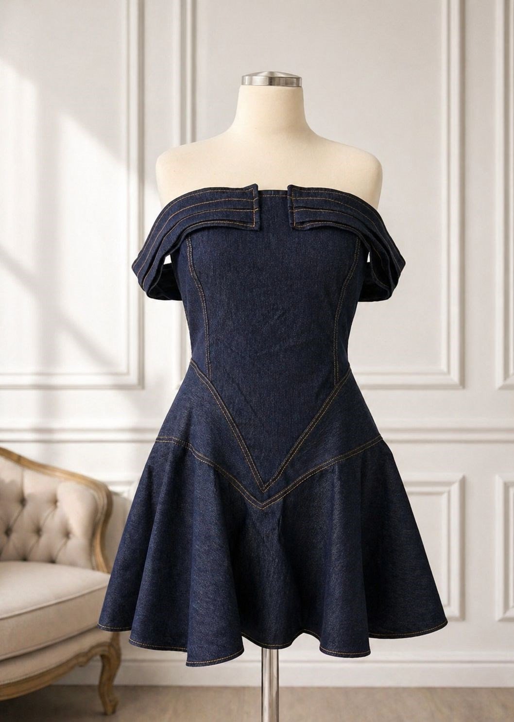 Mini Omuz Detaylı Denim Elbise