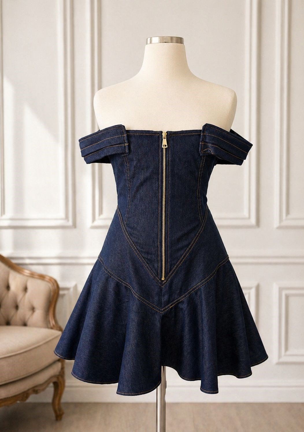 Mini Omuz Detaylı Denim Elbise