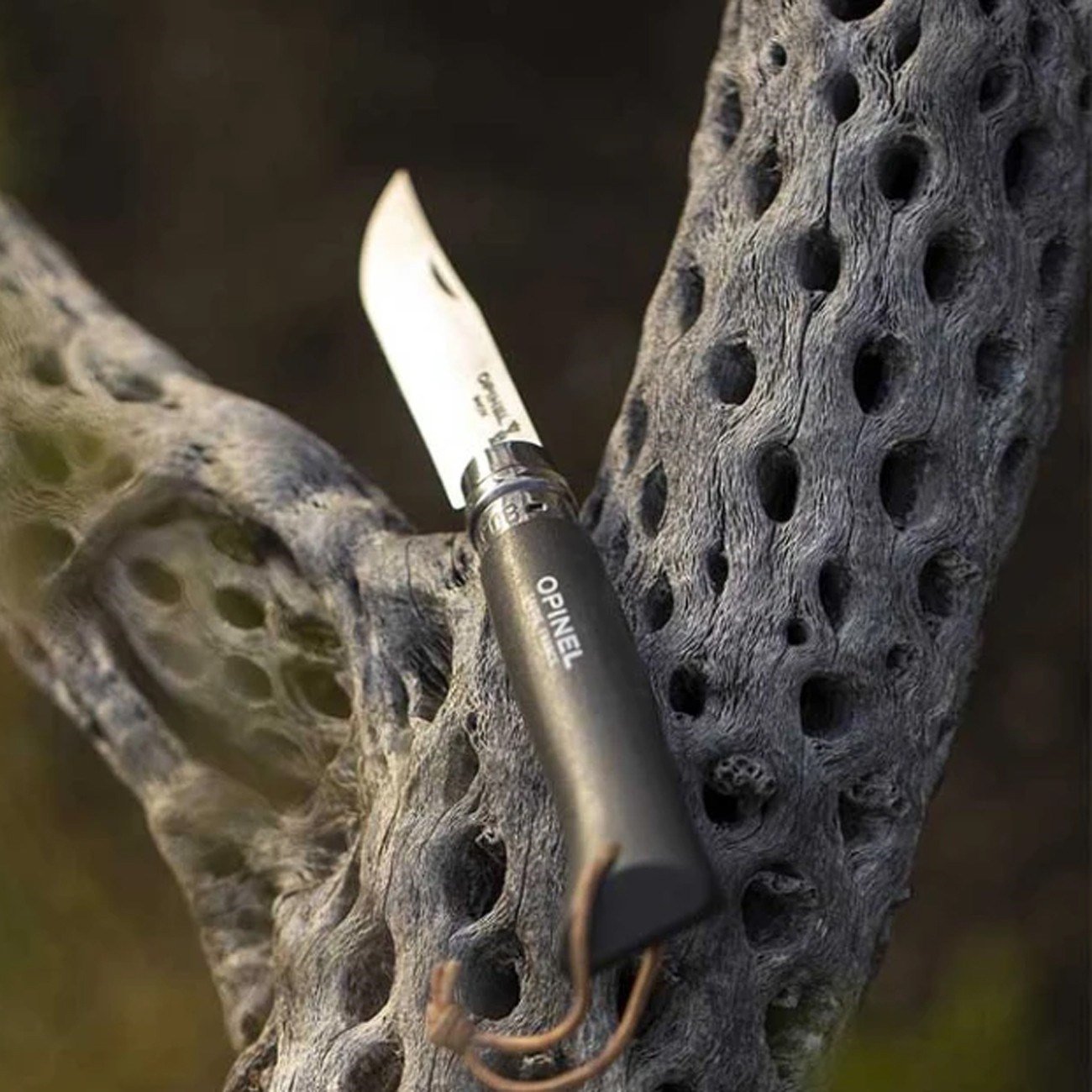 Opinel N°8 Gürgen Saplı Trekking Inox/Çelik Çakı Koyu Kahverengi