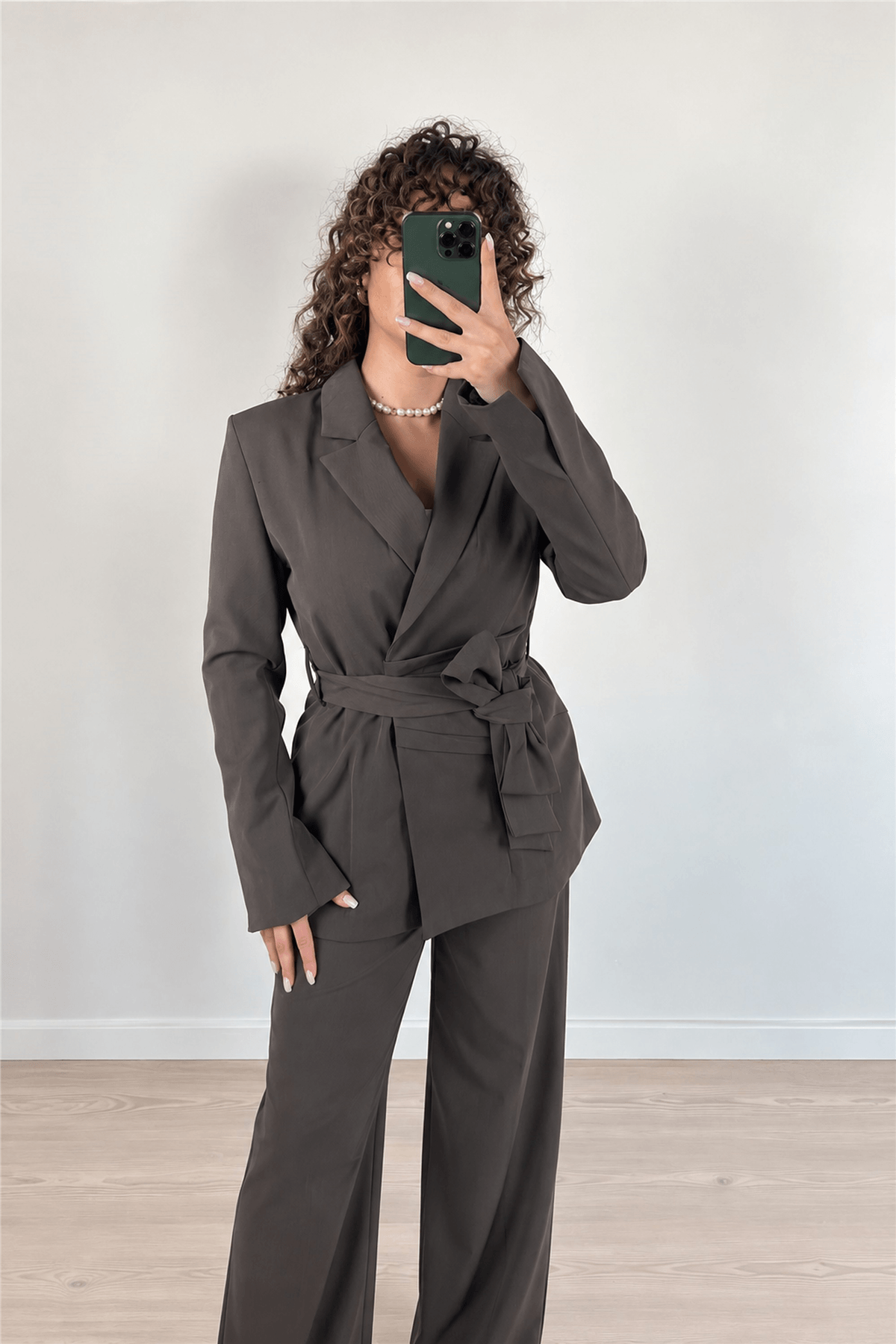 Kahverengi Kuşak Detaylı Blazer Ceket