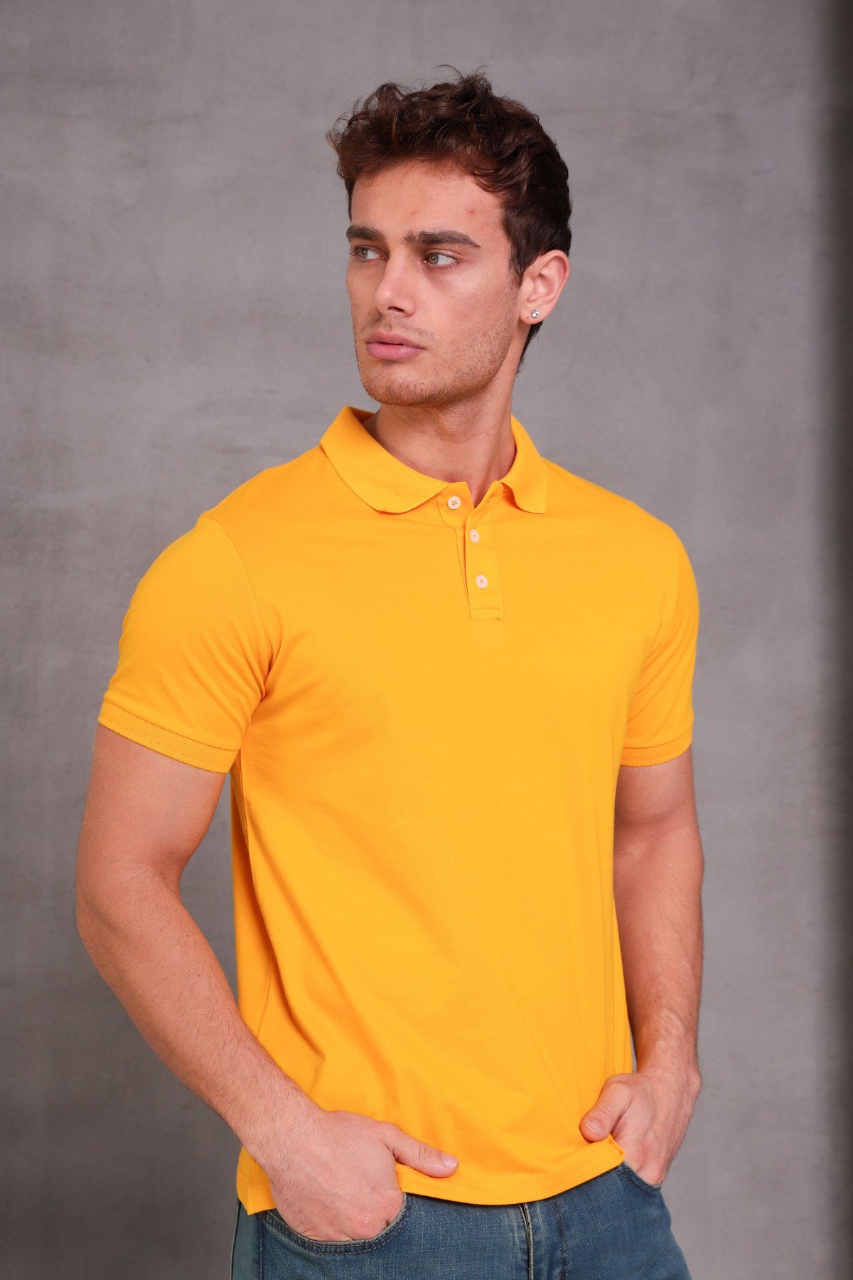 Erkek Dar Kesim Slim Fit Pamuklu Yumuşak Doku Nefes Alan Kumaş Kıvrılmaz Yaka Sarı Polo Yaka Tişört