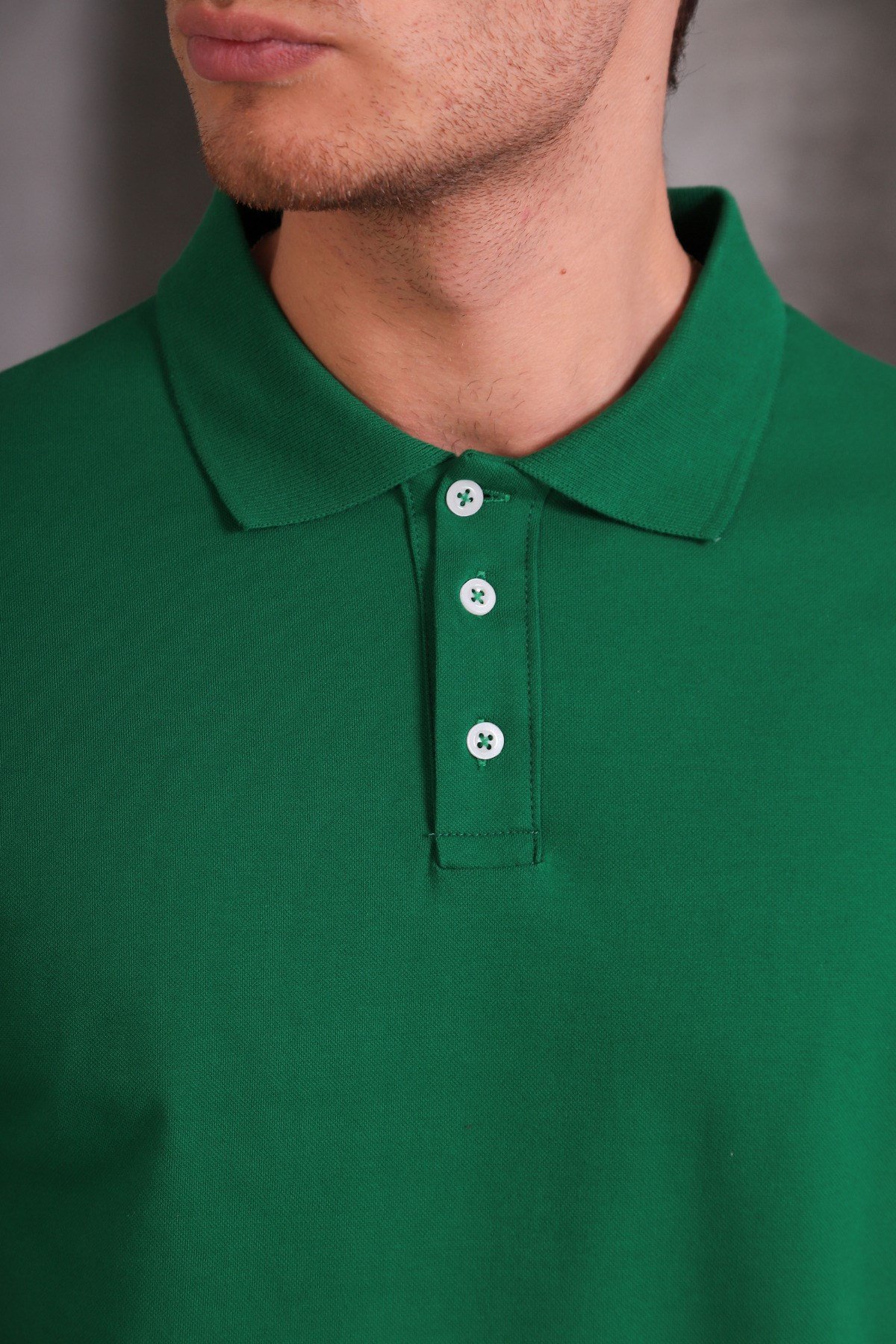 Erkek Dar Kesim Slim Fit Pamuklu Yumuşak Doku Nefes Alan Kumaş Kıvrılmaz Yaka Yeşil Polo Yaka Tişört