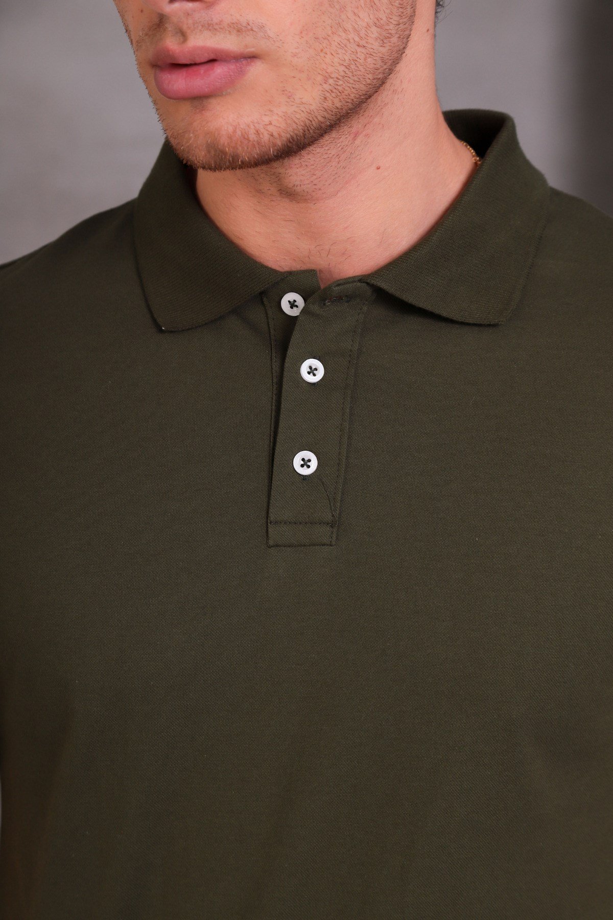 Erkek Dar Kesim Slim Fit Pamuklu Yumuşak Doku Nefes Alan Kumaş Kıvrılmaz Yaka Haki Polo Yaka Tişört