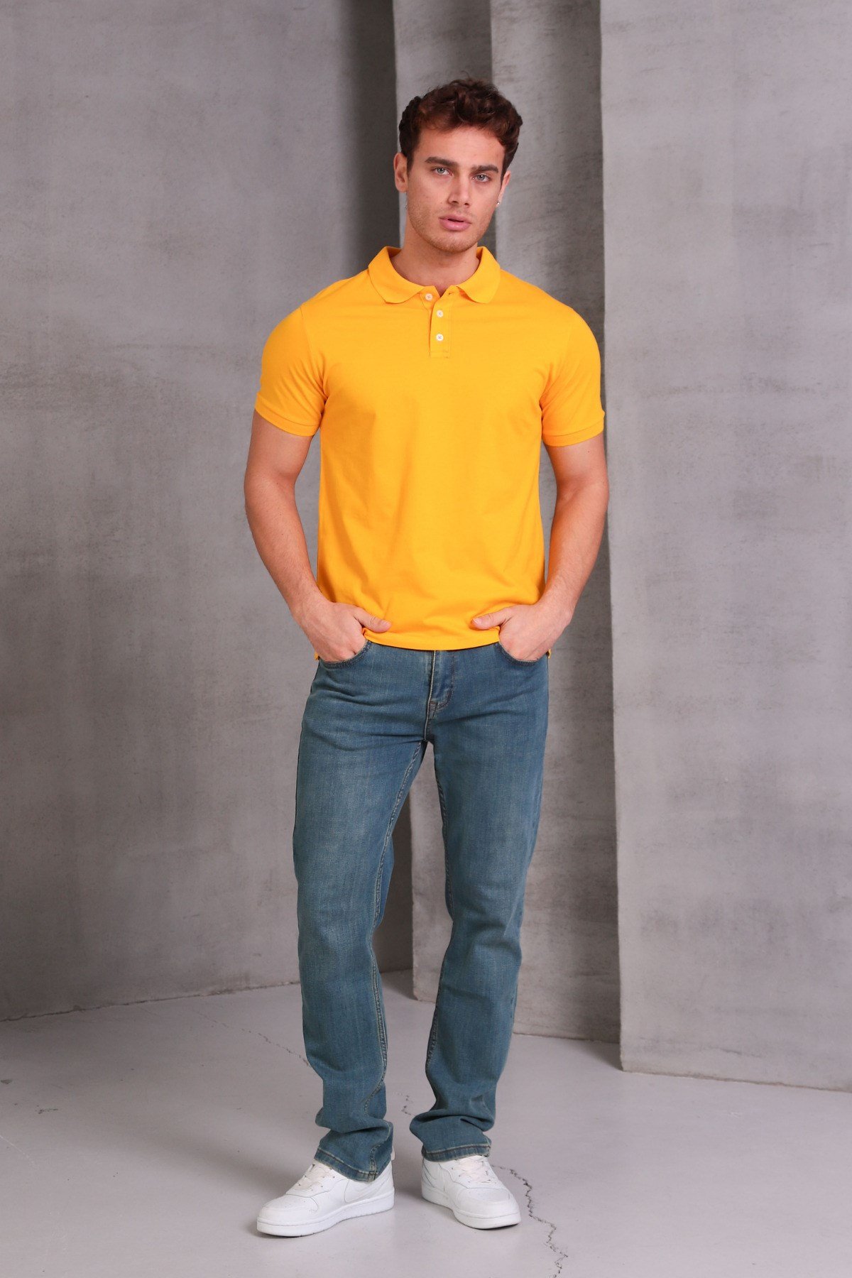 Erkek Dar Kesim Slim Fit Pamuklu Yumuşak Doku Nefes Alan Kumaş Kıvrılmaz Yaka Sarı Polo Yaka Tişört