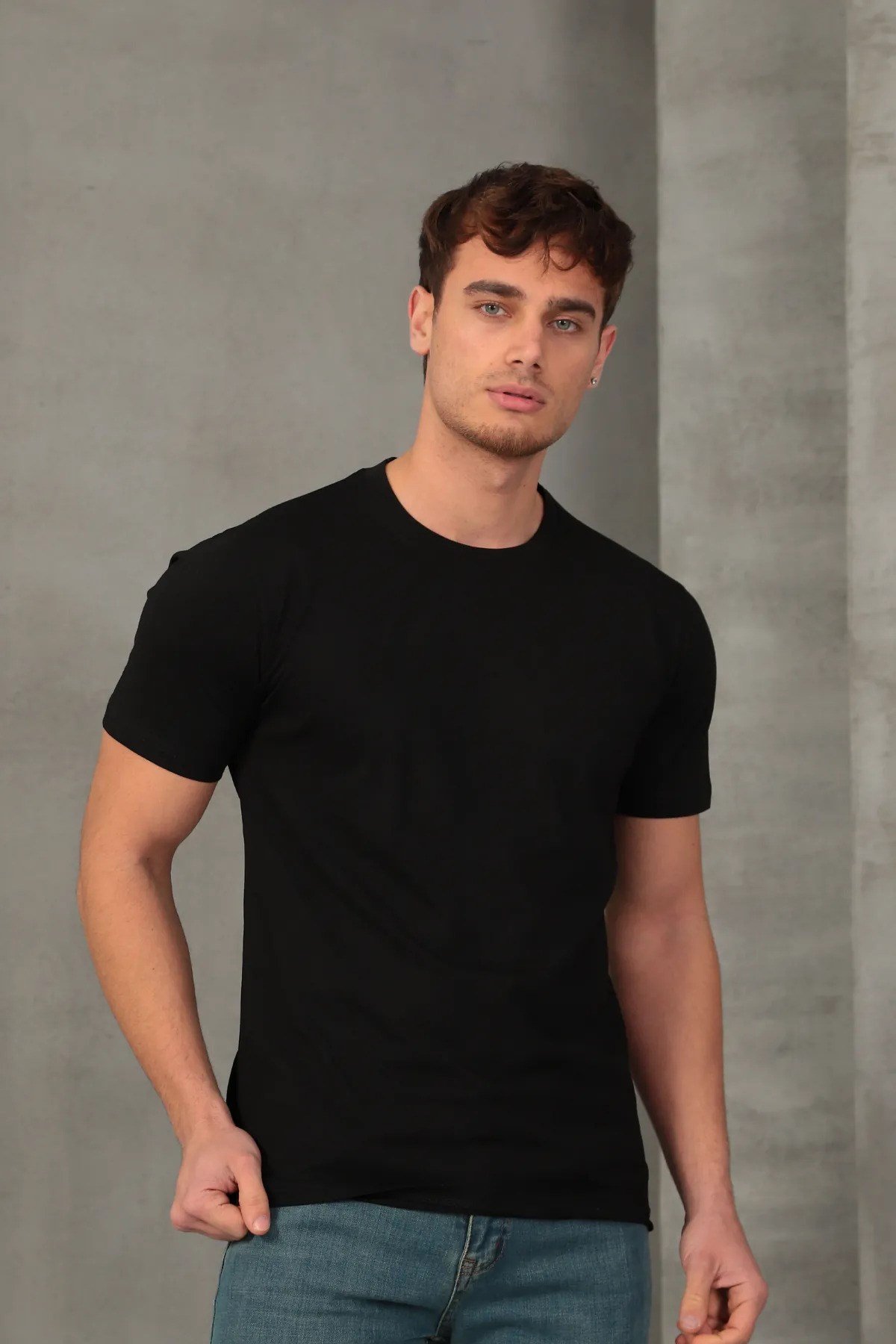 Erkek Slim Fit Bisiklet Yaka %100 Pamuk Dar Kesim Siyah Basic Tişört