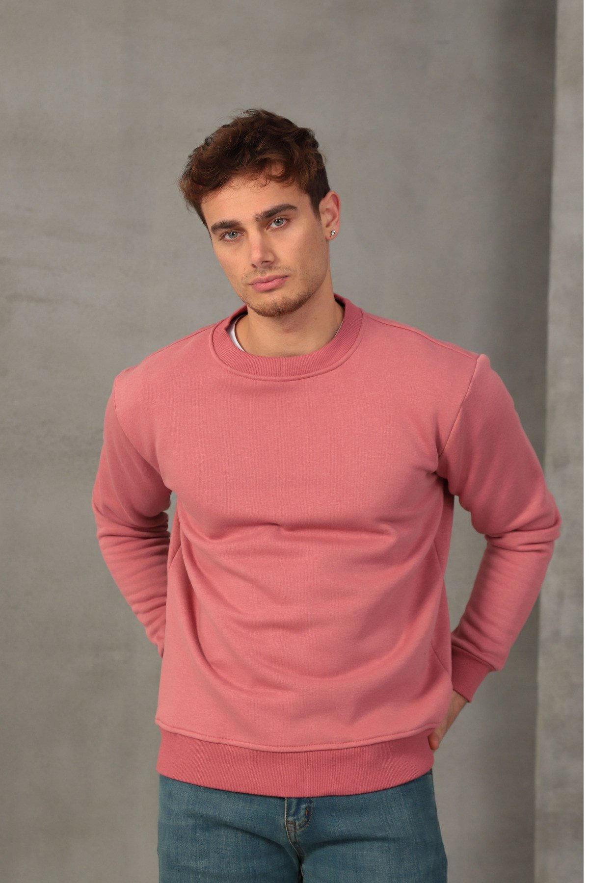 Unisex Relax Fit Rahat Kesim Pamuklu Yumuşak Dokulu İçi Polarlı Basic Bisiklet Yaka Sweatshirt