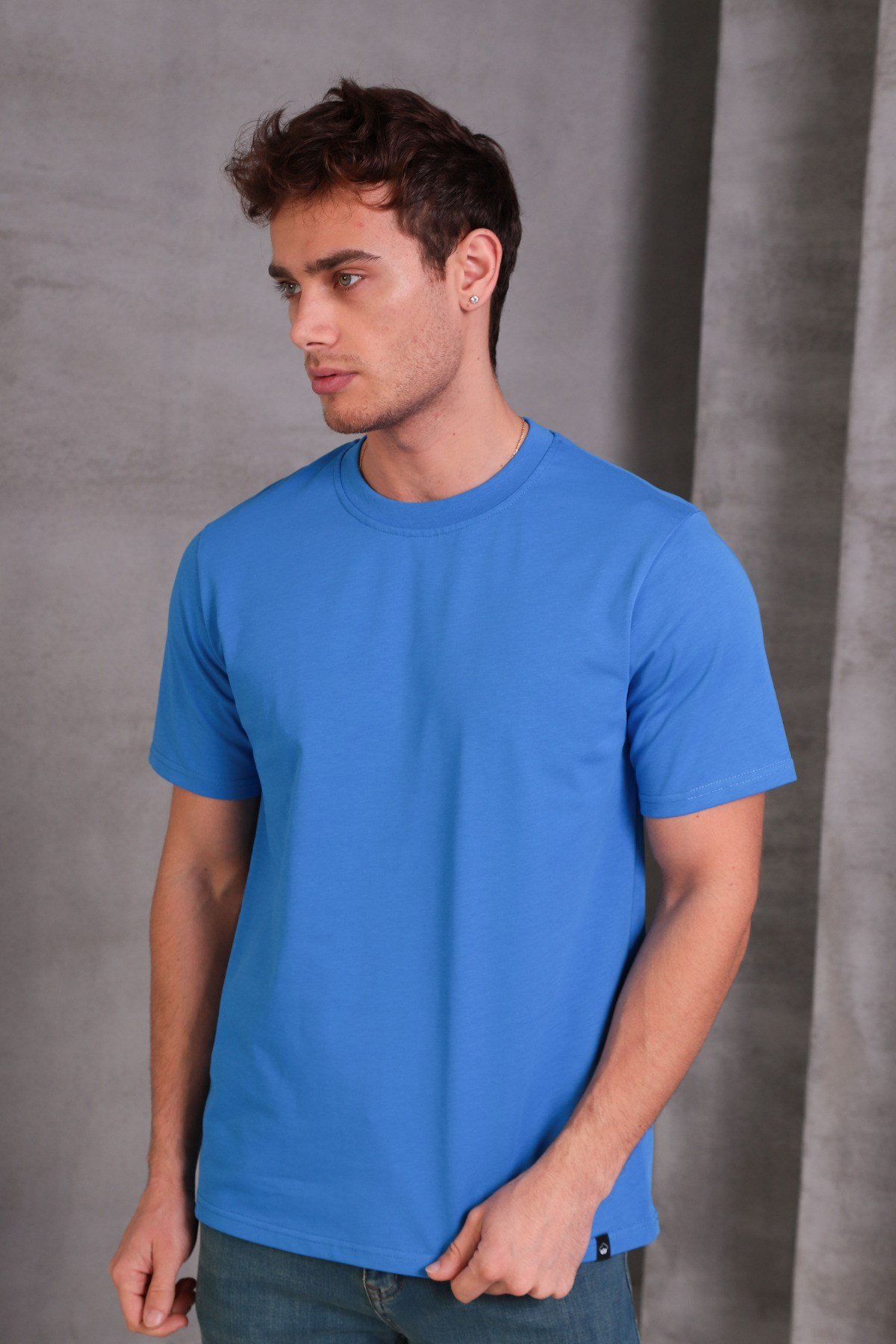 Unisex Slim Fit Dar Kesim %100 Pamuk Yumuşak Dokulu Mavi Bisiklet Yaka Tişört