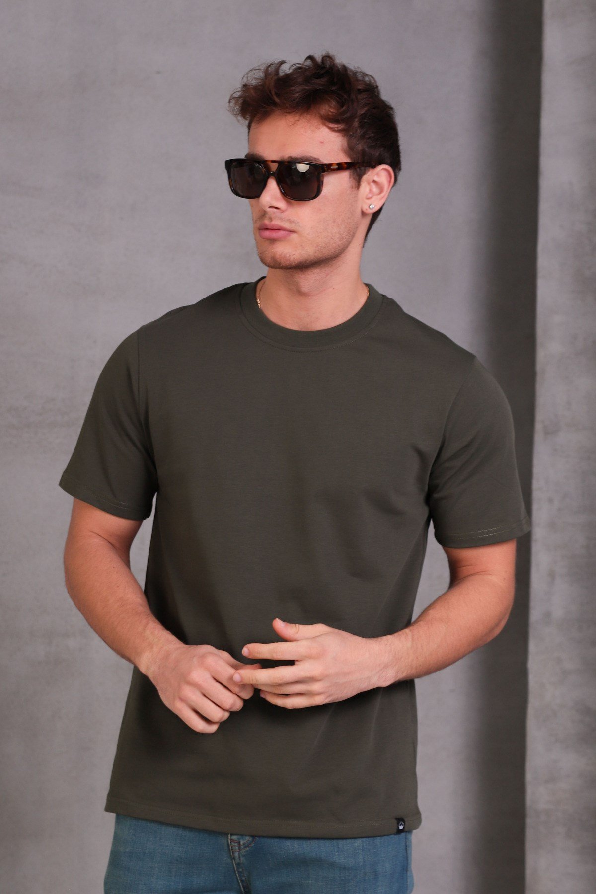 Unisex Slim Fit Dar Kesim %100 Pamuk Yumuşak Dokulu Haki Bisiklet Yaka Tişört