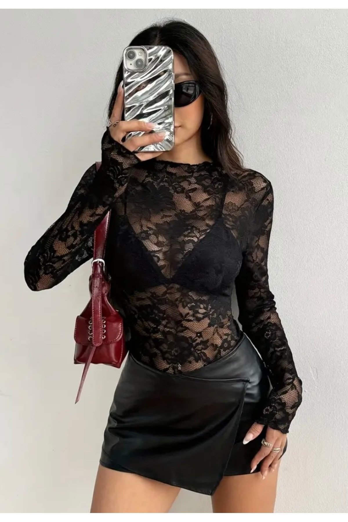 Jasmin dantel yuvarlak yaka şık bluz