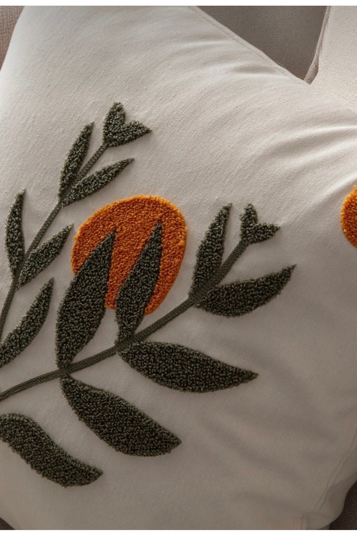 Punch işlemeli dekoratif kırlent kılıfı