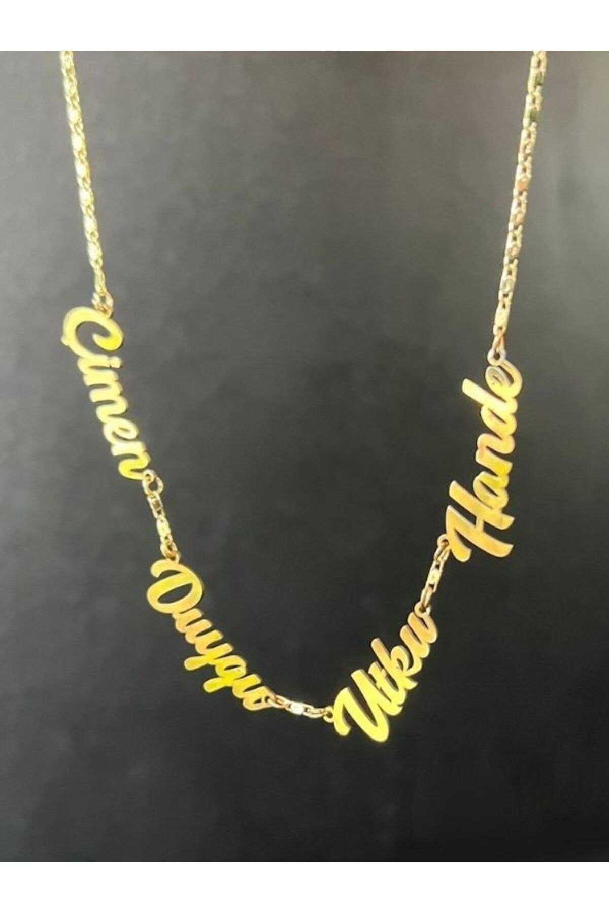 Kişiye Özel 4'lü İsim Kolye Özel Tasarım Yüksek Kalite Çelik Gold Renk Kişiselleştirilebilir Hediye
