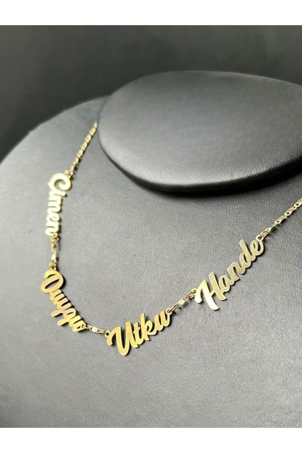 Kişiye Özel 4'lü İsim Kolye Özel Tasarım Yüksek Kalite Çelik Gold Renk Kişiselleştirilebilir Hediye