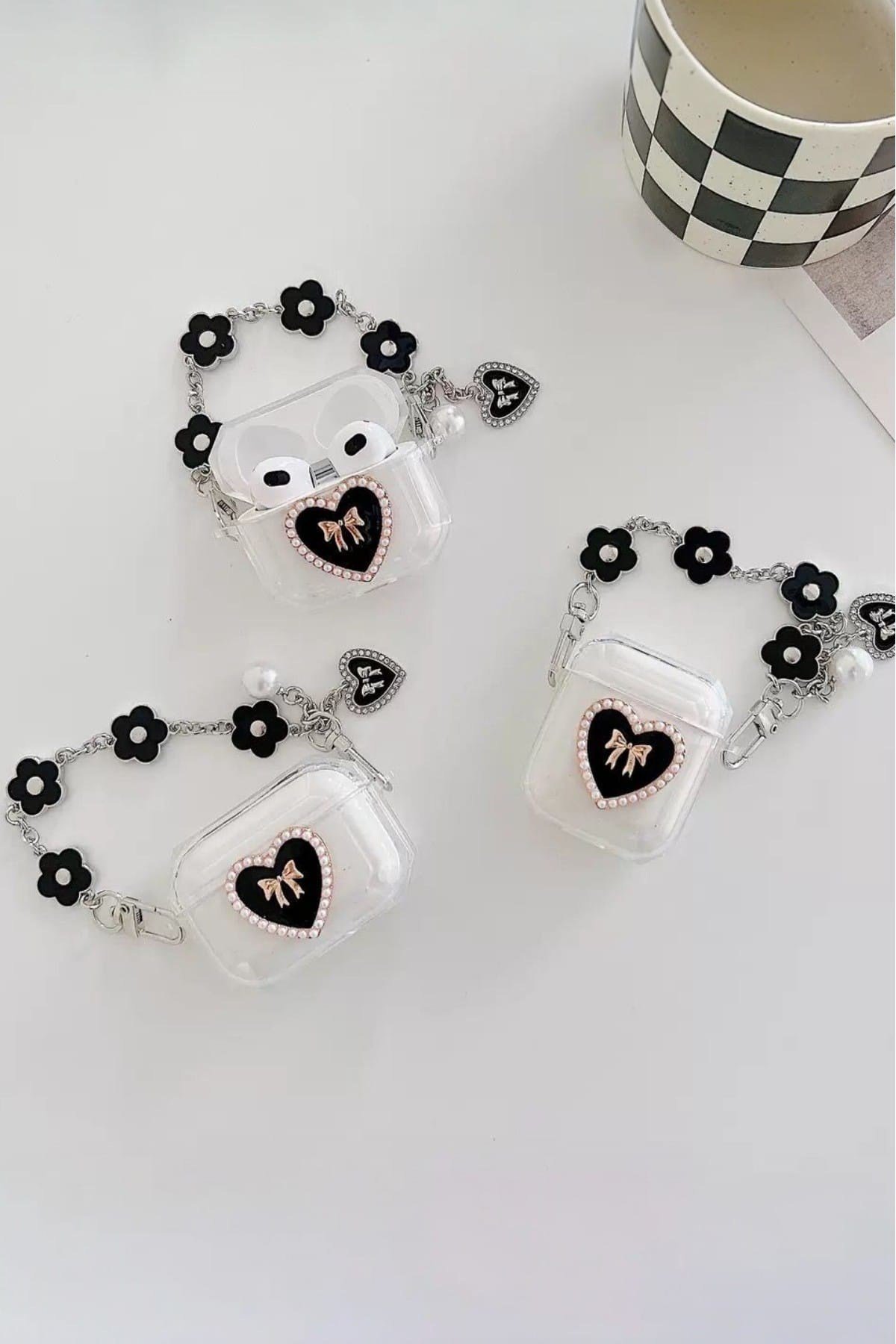 Airpods 1 ve 2. Nesil ile Uyumlu Kalpli İncili Pinterest Estetiği Kore Stil Şık Koruyucu Kılıf